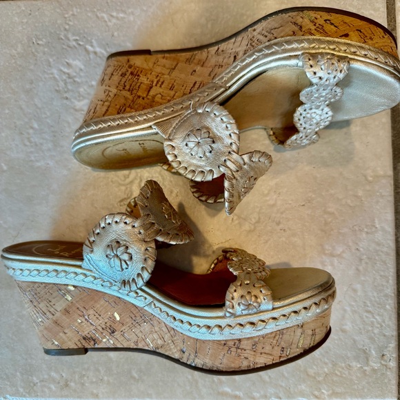 Jack Rogers Women's Gold  Wedge Sandals - Picture 2 of 5